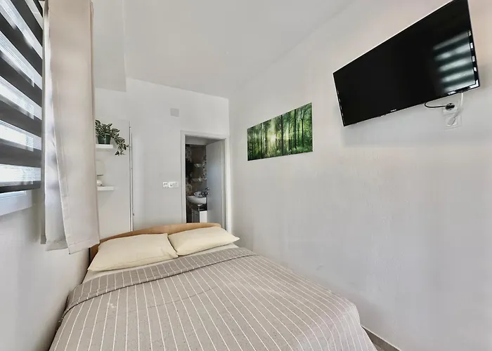 Apartments Hajl